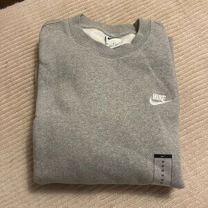 Nike Sportswear Club Fleece (with tags)